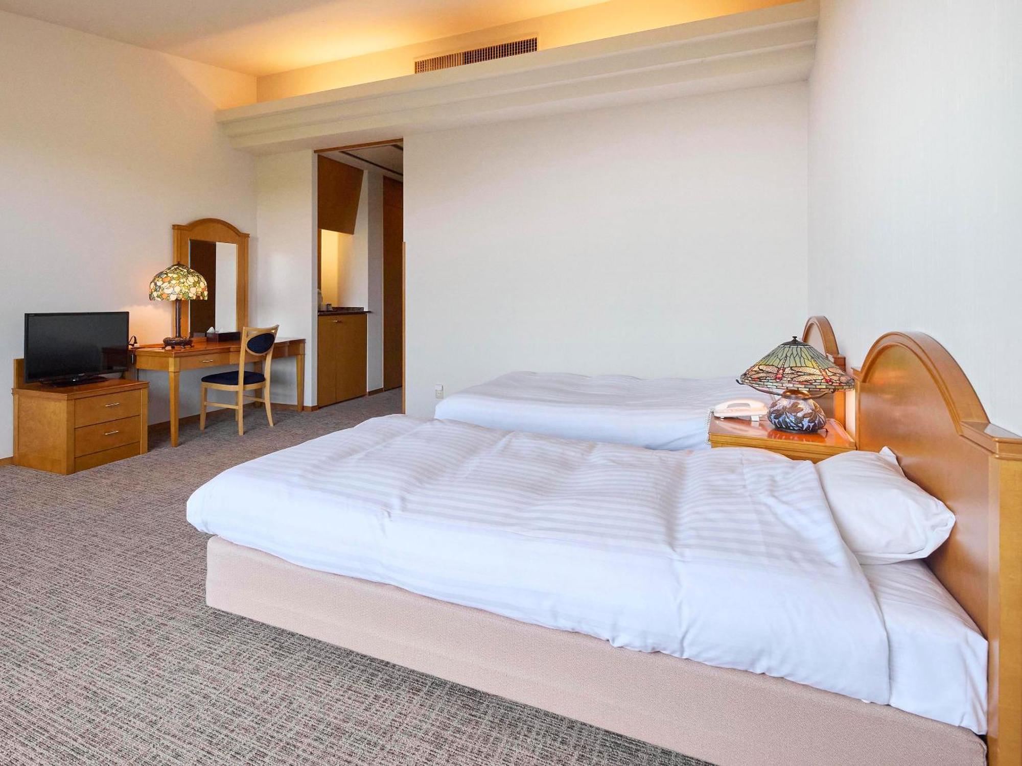 Arcadia Hotel Nagano Bagian luar foto